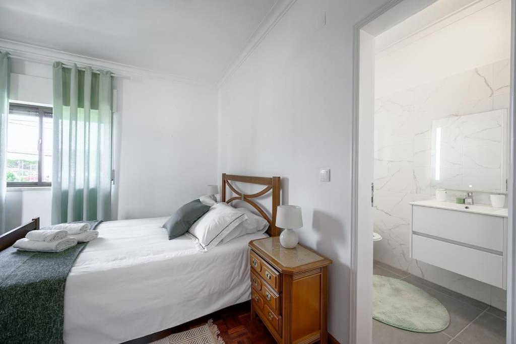 Casa Amarela Charneca (Setubal)